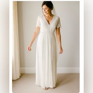 Simple White Lace Wedding Dress Beach Pictures Womens Plus Size 1X Maxi Vneck